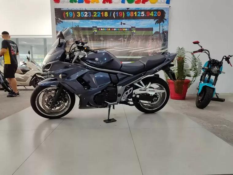 Suzuki GSX Cinza 12