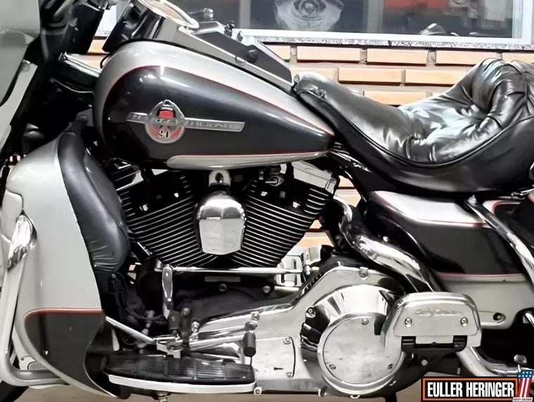 Harley-Davidson Electra Glide Prata 2