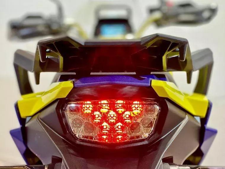 Suzuki V-Strom Amarelo 11