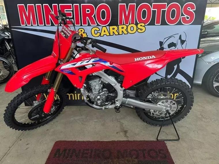 Honda CRF 250 Vermelho 2