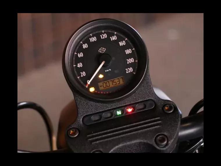 Harley-Davidson Sportster 883 Laranja 19