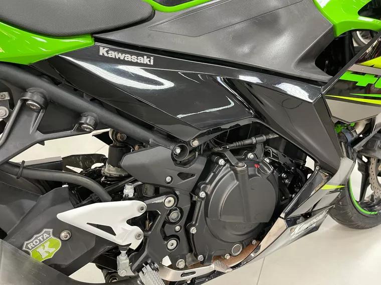 Kawasaki Ninja Verde 7