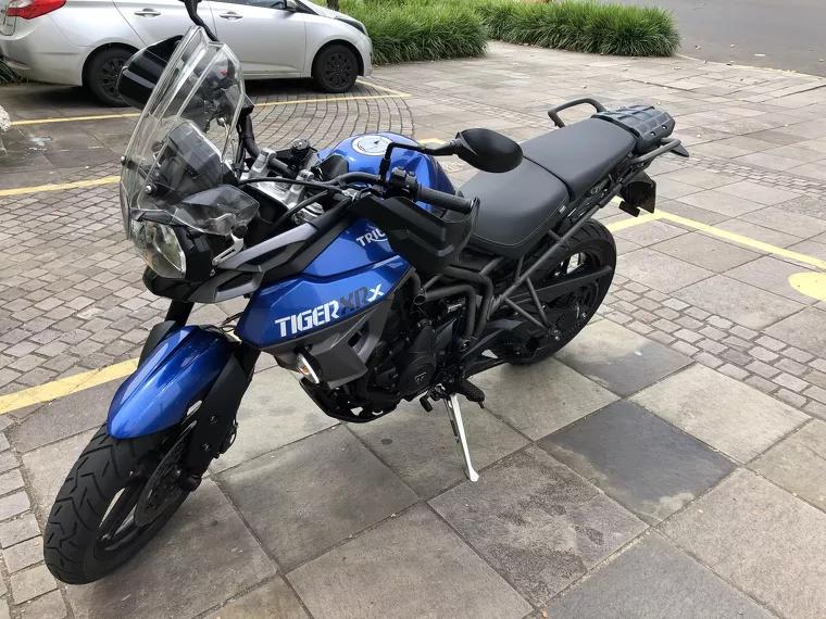 Triumph Tiger 800 Azul 1