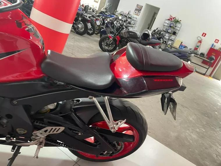 Suzuki GSX-R Vermelho 8