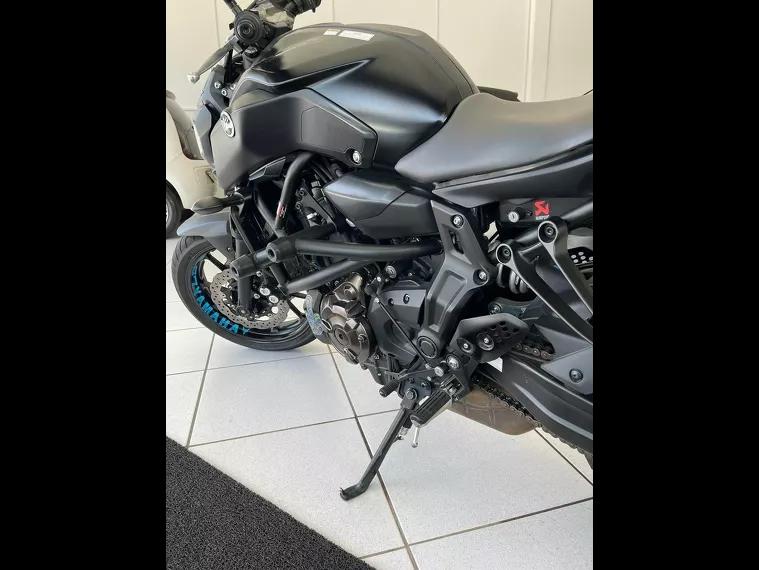 Yamaha MT-07 Preto 1