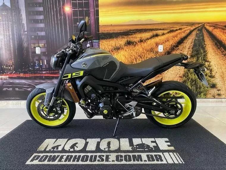 Yamaha MT-09 Cinza 2