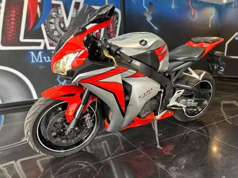 Honda CBR 1000 Prata 2