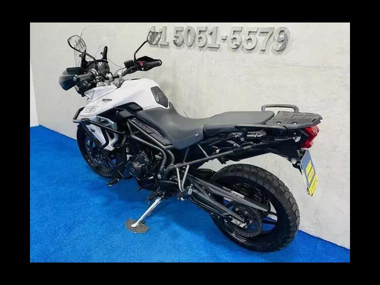 Triumph Tiger 800 Branco 19