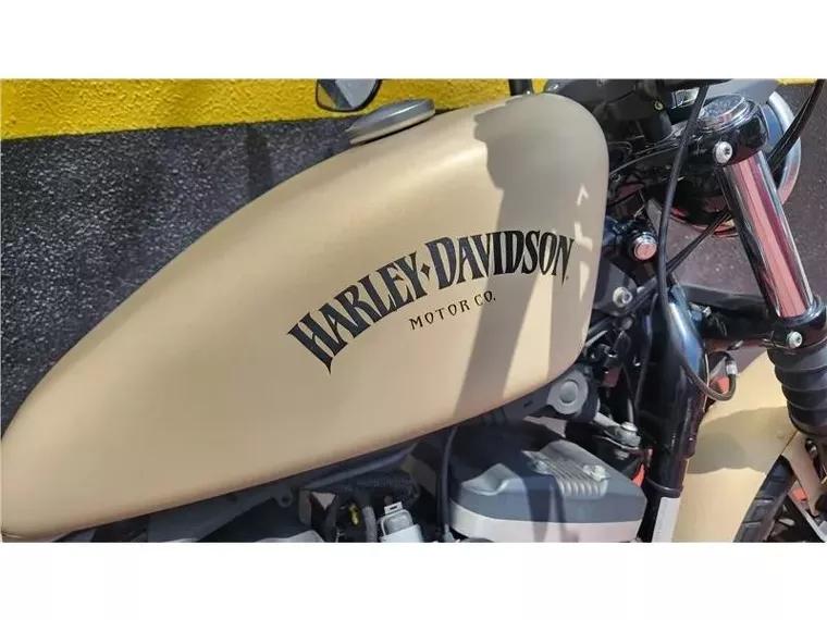 Harley-Davidson Sportster 883 Bege 10