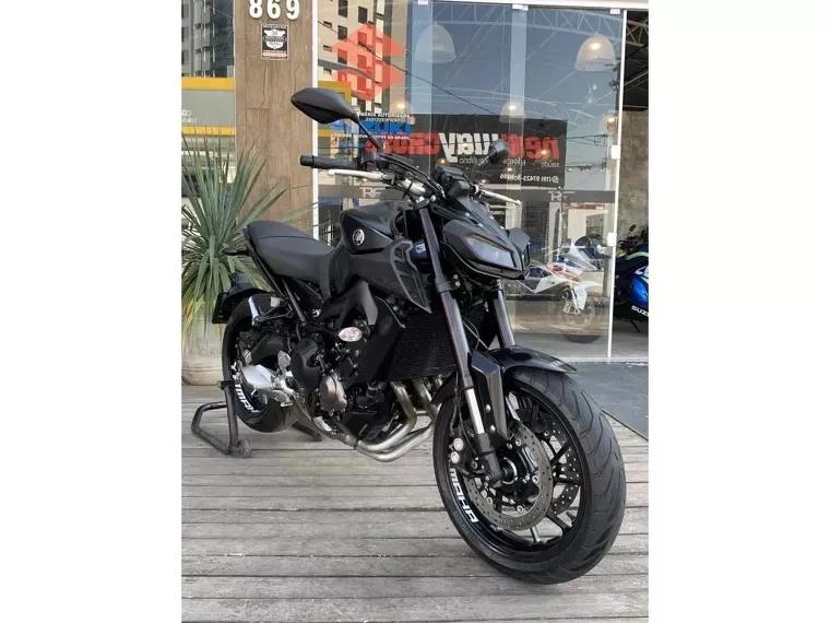 Yamaha MT-09 Preto 7