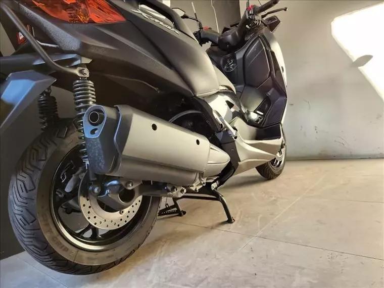 Yamaha Xmax Preto 5