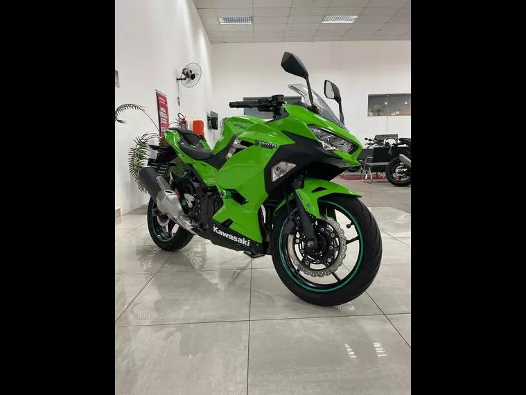 Kawasaki Ninja Verde 2