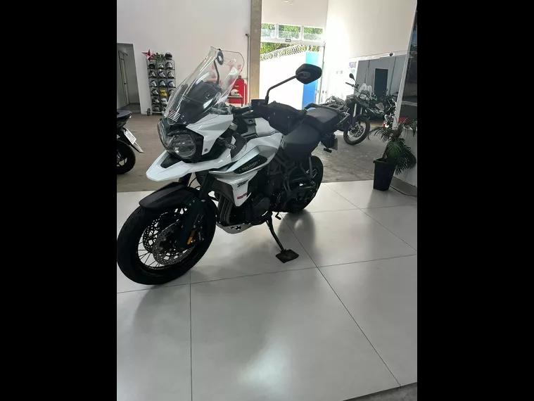 Triumph Tiger 1200 Branco 14