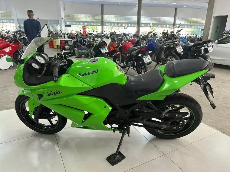 Kawasaki Ninja Verde 9