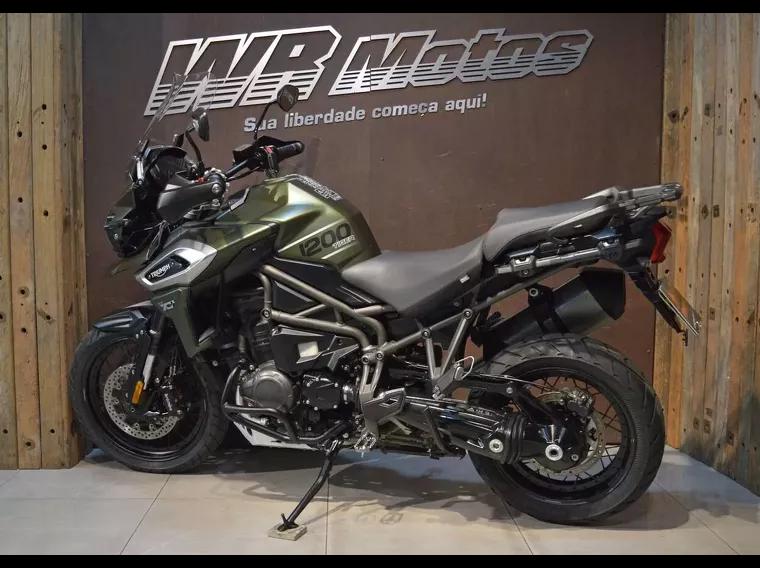 Triumph Tiger 1200 Verde 4