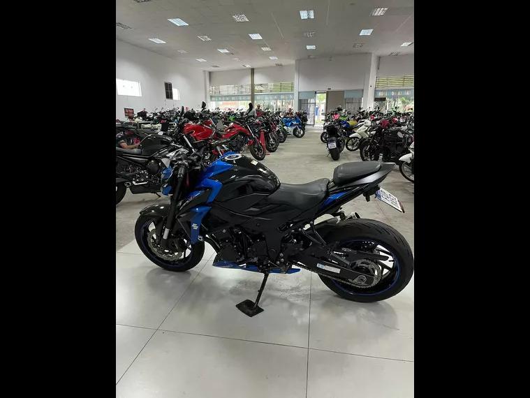 Suzuki GSX-S Preto 6