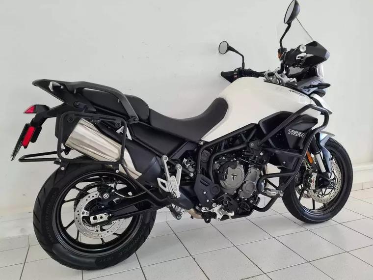 Triumph Tiger 900 Branco 3