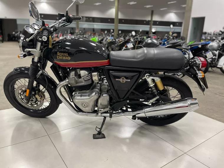 Royal Enfield Interceptor Preto 6