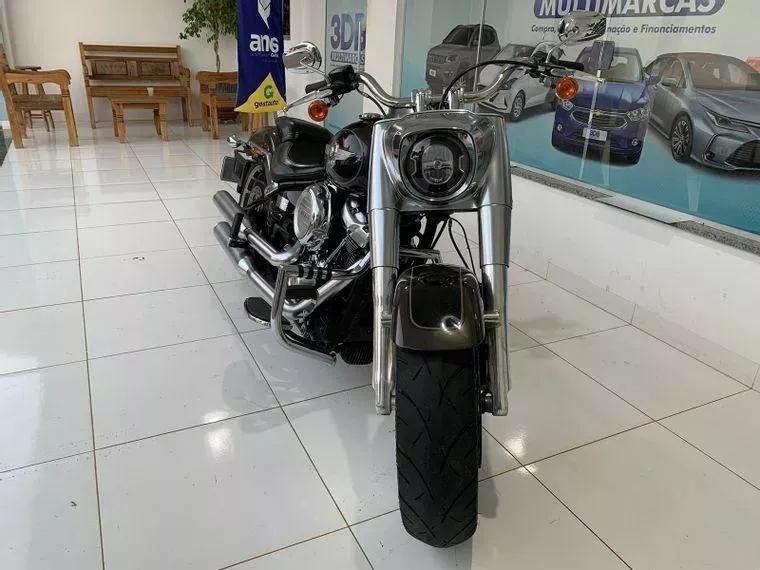 Harley-Davidson Fat Boy Cinza 3