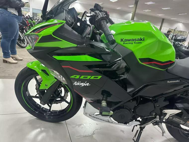 Kawasaki Ninja Verde 13