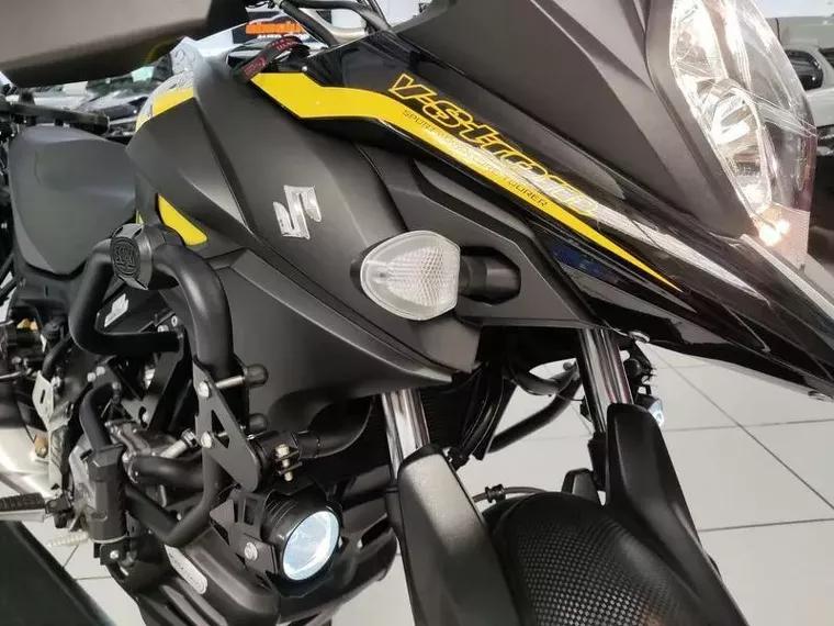 Suzuki V-Strom Amarelo 11