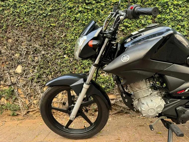 Yamaha YBR 125 Factor Preto 4