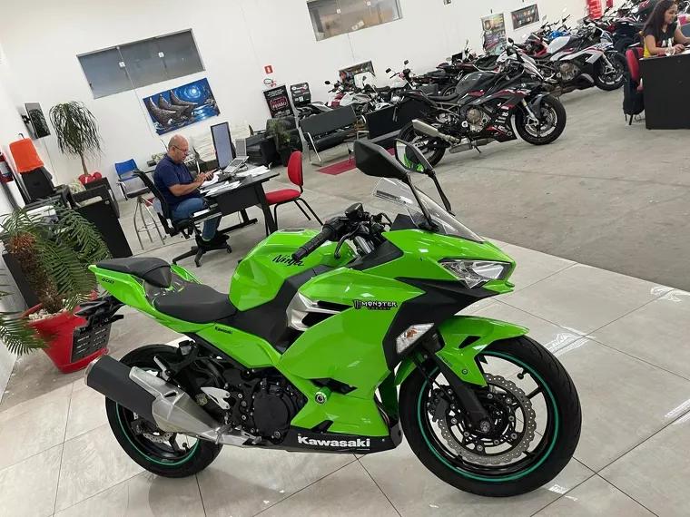 Kawasaki Ninja Verde 3