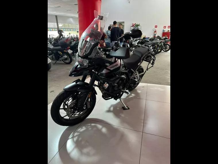 Triumph Tiger 900 Preto 21