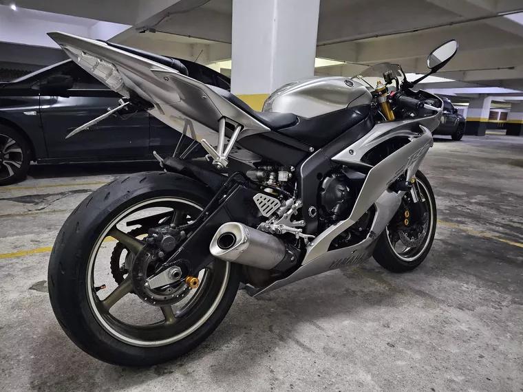 Yamaha YZF R6 Cinza 1