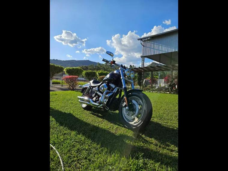 Harley-Davidson Fat Bob Preto 1