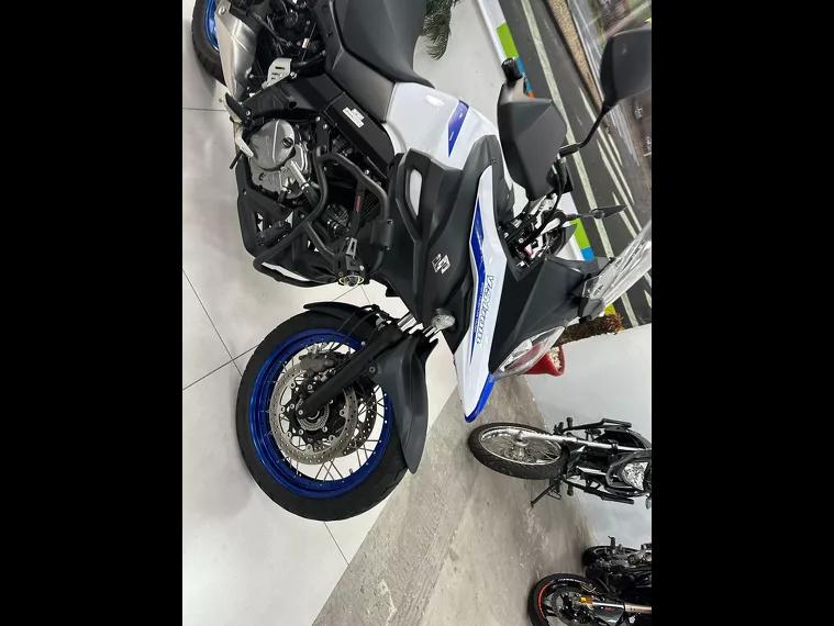 Suzuki V-Strom Branco 23