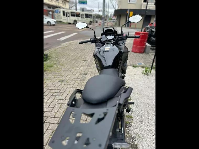 Kawasaki Versys Preto 2