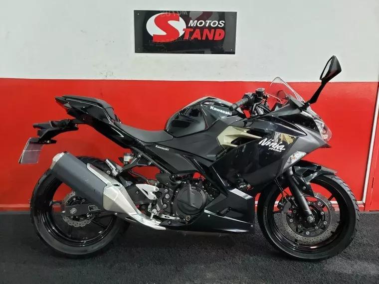 Kawasaki Ninja Preto 1