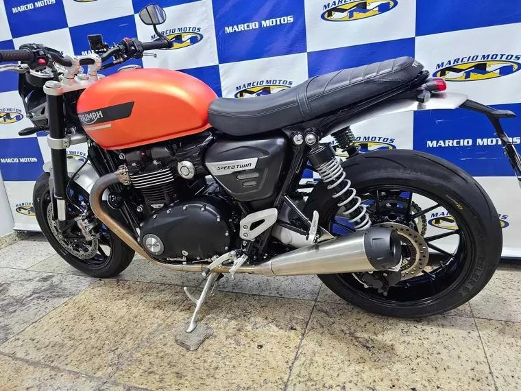 Triumph Speed Twin Laranja 4