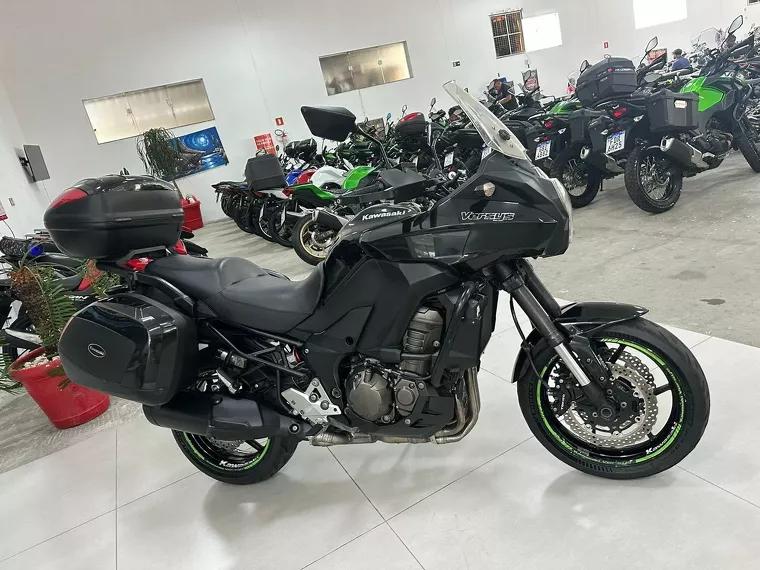 Kawasaki Versys Preto 16