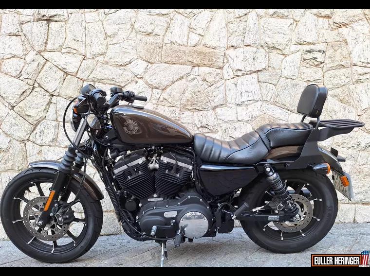 Harley-Davidson Sportster 883 Marrom 1