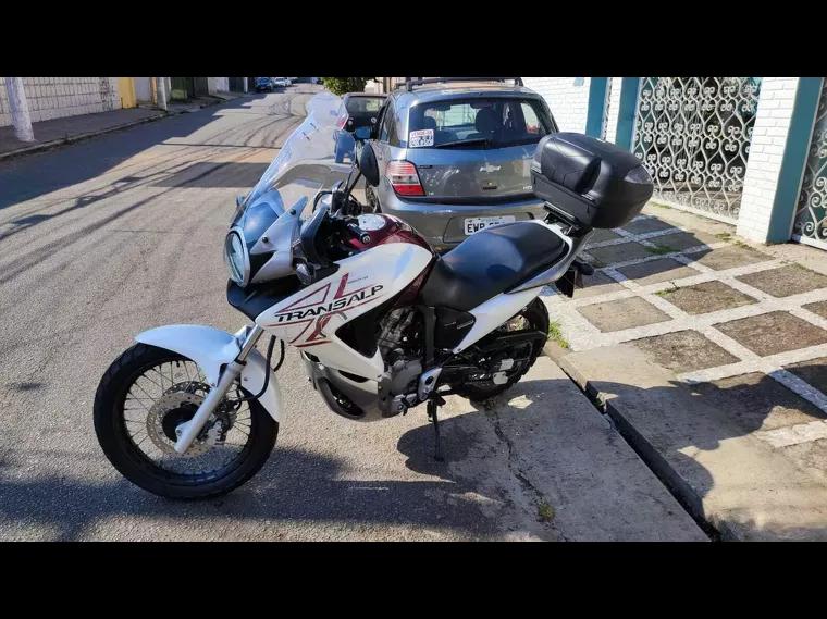 Honda XL 700V Vermelho 11