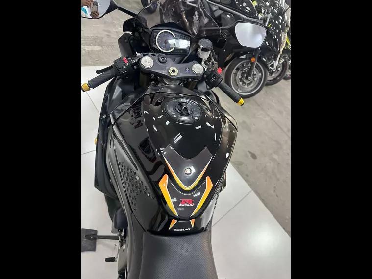 Suzuki GSX-R Preto 5