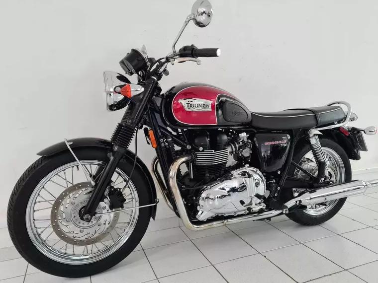 Triumph Bonneville Preto 3