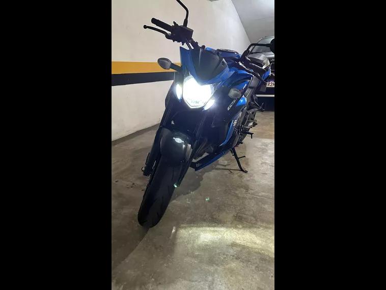 Suzuki GSX-S Azul 3