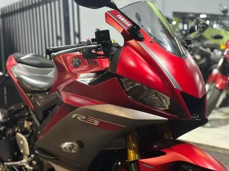 Yamaha YZF R3 Vermelho 11