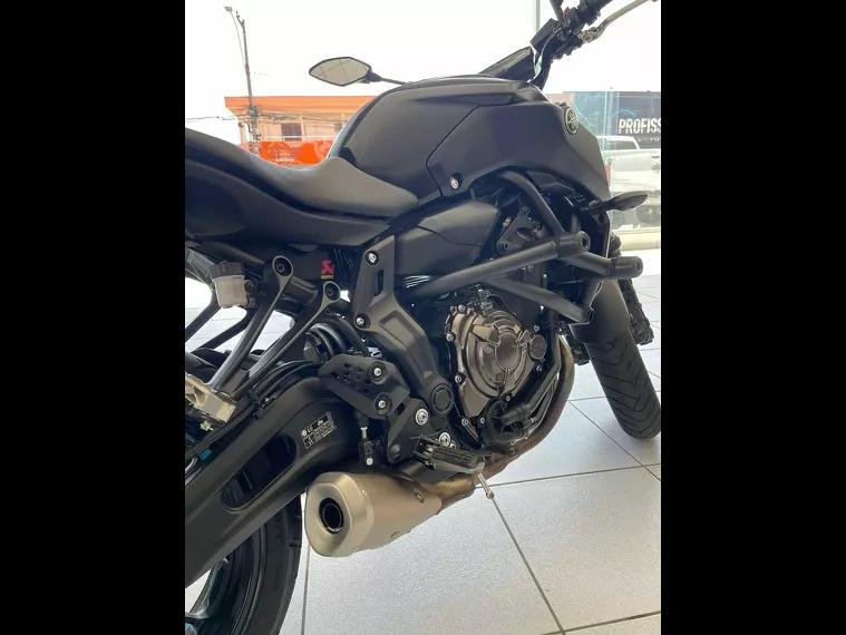 Yamaha MT-07 Preto 5