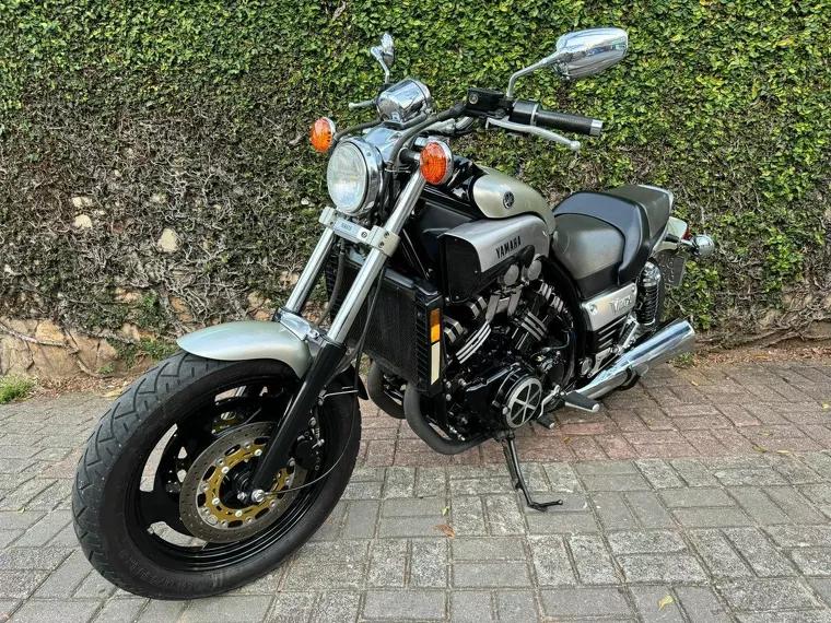 Yamaha VMax Cinza 4