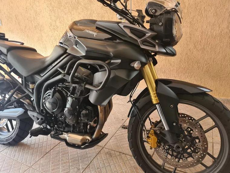 Triumph Tiger 800 Preto 5