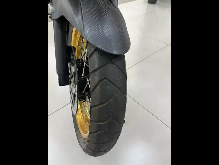 Suzuki V-Strom Amarelo 7