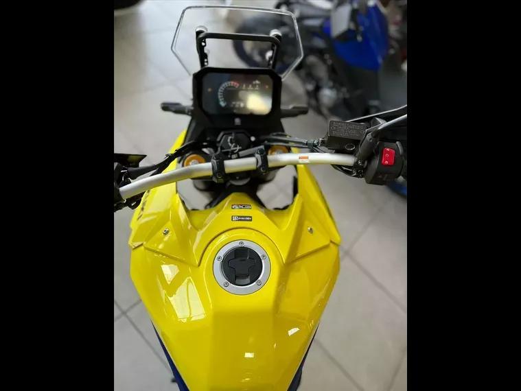 Suzuki V-Strom Amarelo 3