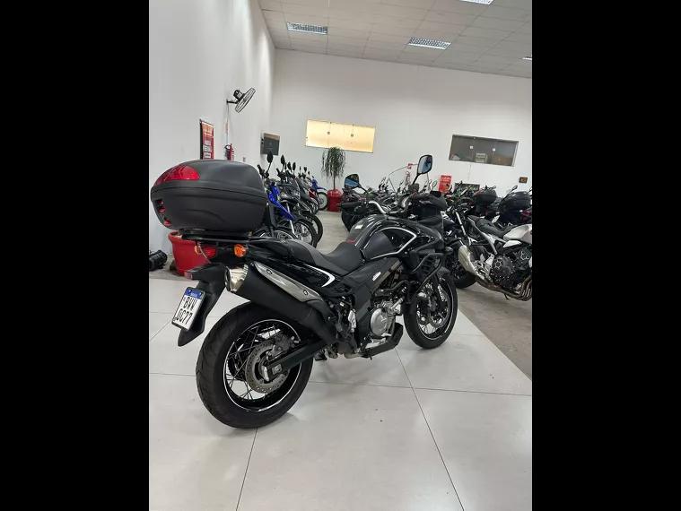 Suzuki V-Strom Preto 4