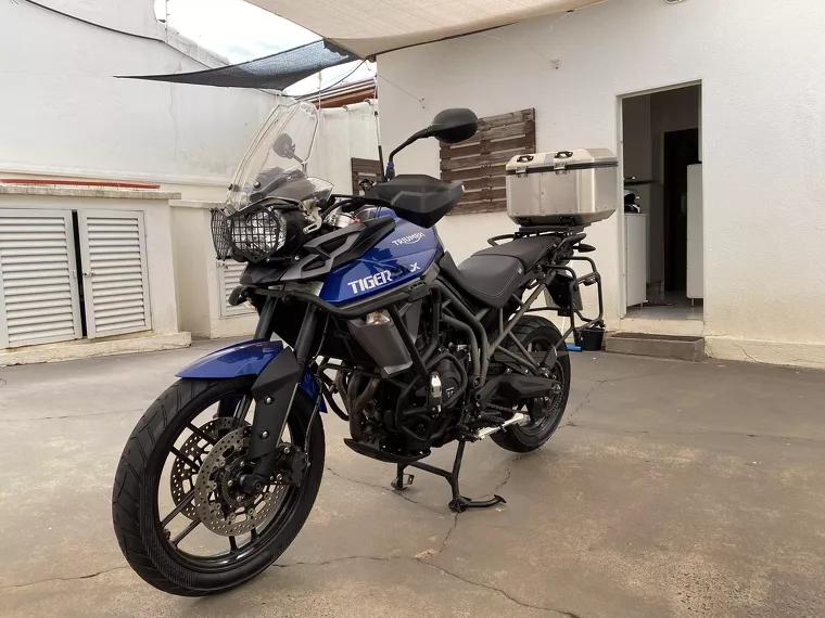 Triumph Tiger 800 Azul 4