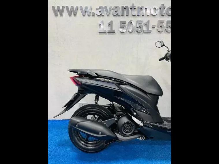 Yamaha Fluo Preto 5