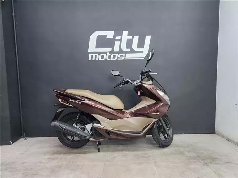 Honda PCX Marrom 9